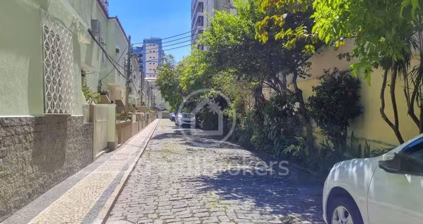 Apartamento tipo casa  em vila – pinto guedes - com vaga