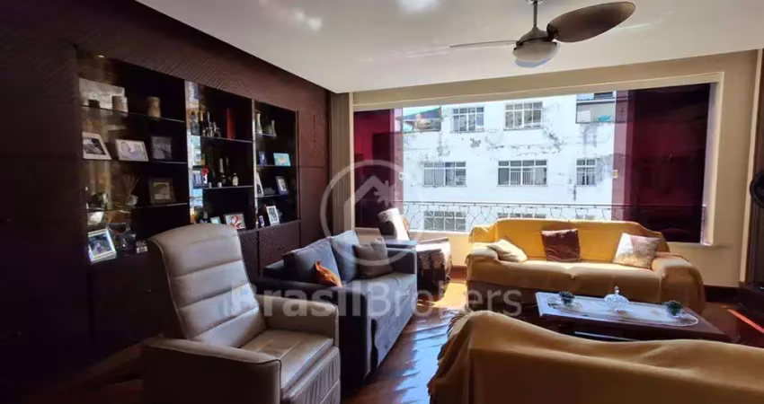 Apartamento impecável na rua dezoito de outubro - tijuca