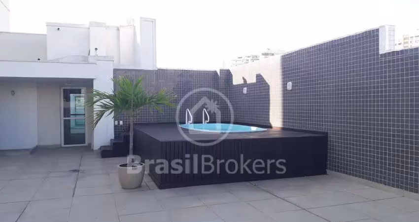 Apartamento de 2 quartos com 63m² com suíte, varanda e vaga no condomínio!!!