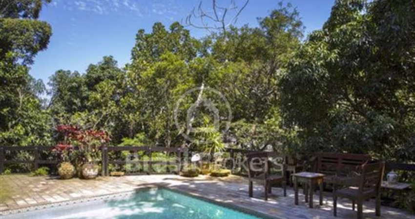 Casa à venda com 424,00m² e 5 quartos em Gávea, Rio de Janeiro - rj