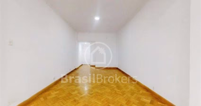 Apartamento à venda com 140,00m² e 3 quartos em Copacabana, Rio de Janeiro - rj