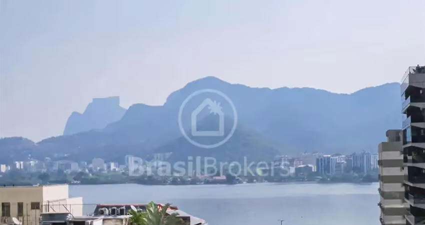 COBERTURA COM 3 QUARTOS NA LAGOA