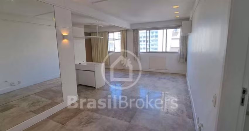 Apartamento à venda com 95 m² , original 3 quartos em Laranjeiras, Rio de Janeiro/RJ