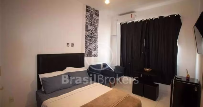 Kitnet à venda com 18,00m² e 1 quarto em Copacabana, Rio de Janeiro - rj