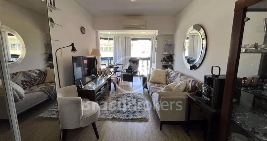 Vendo apartamento de 2 quartos com infraestrutura na Rua Paula Freitas, próximo ao metrô da Siqueira Campos.