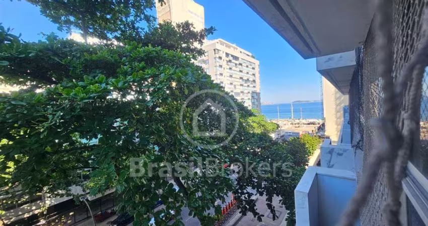 EXCLUSIVIDADE 4 QUARTOS NA QUADRA DA PRAIA DO LEBLON