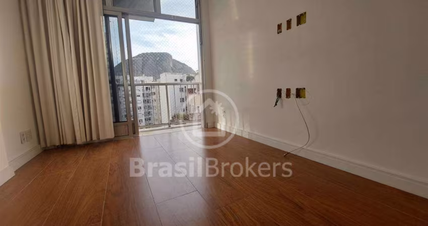 Apartamento 3 quartos, sendo 1 suíte