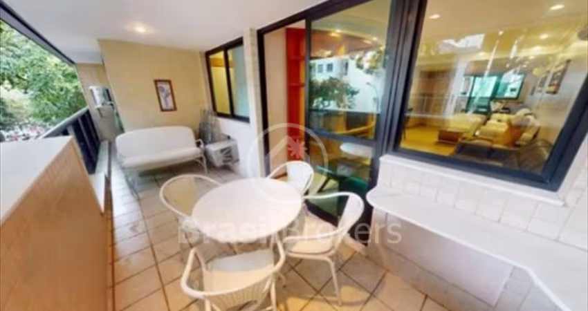 Apartamento à venda com 128,00m² e 3 quartos em Copacabana, Rio de Janeiro - RJ