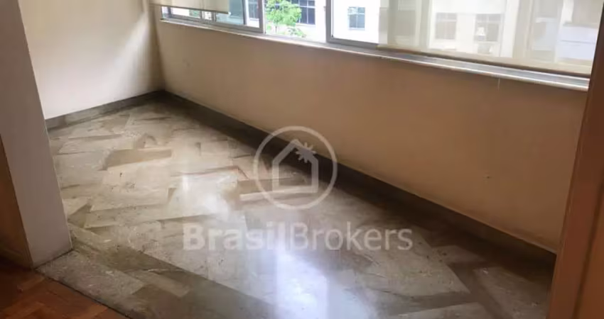 Apartamento à venda com 180,00m² e 4 quartos em copacabana, rio de janeiro - rj