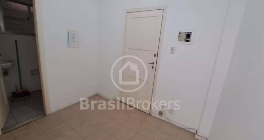 Sala comercial à venda com 25 m² em Copacabana, Rio de Janeiro/RJ