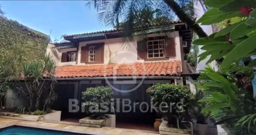 Casa duplex com 171 m² e 3 quartos em Laranjeiras, Rio de Janeiro/RJ