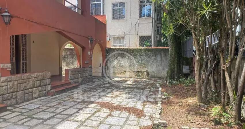 Casa à venda com 450,00m² e 4 quartos em Laranjeiras, Rio de Janeiro - rj