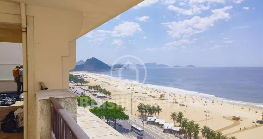 Apartamento tipo Garden à venda com 80m² e 2 quartos na Av Atlântica
