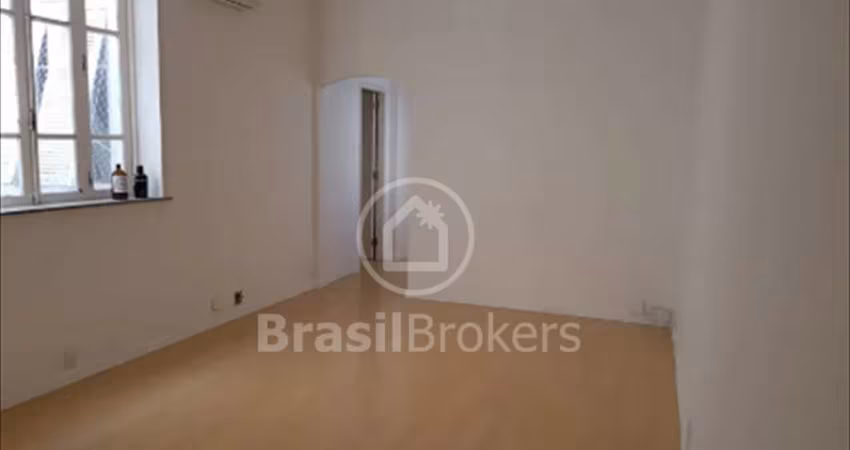 Apartamento à venda com 85,00m² e 3 quartos em Botafogo, Rio de Janeiro - RJ