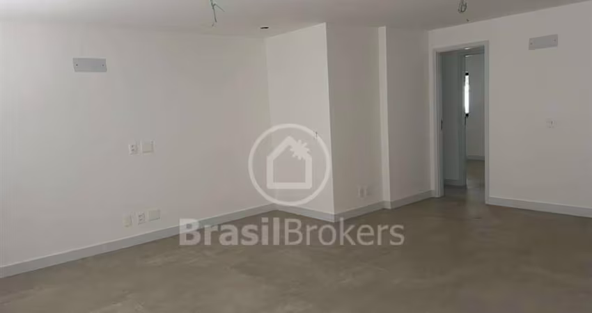 Apartamento à venda com 198,00m² e 3 quartos em Leblon, Rio de Janeiro - RJ