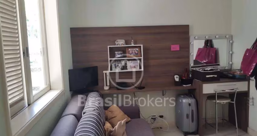 Casa à venda com 309,00m² e 4 quartos em Laranjeiras, Rio de Janeiro - rj