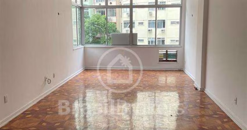 Copacabana 3 quartos suite vaga 125 m²