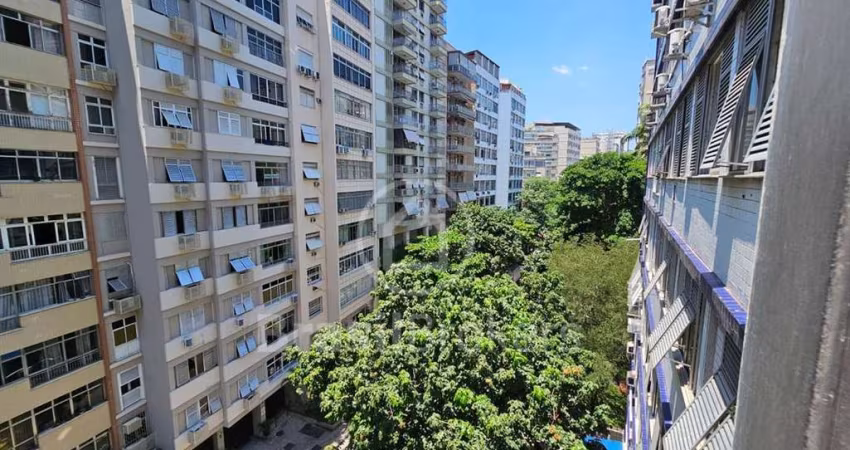 Excelente 3 quartos com vaga no Flamengo