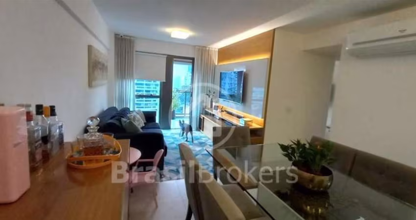 Apartamento à venda com 107,00m² e 3 quartos em Botafogo, Rio de Janeiro - rj