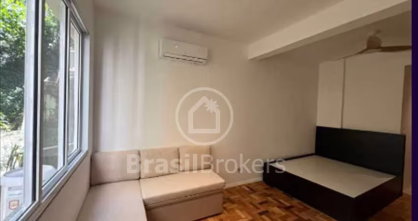 Apartamento à venda com 24,00m² e 1 quarto em Copacabana, Rio de Janeiro - RJ