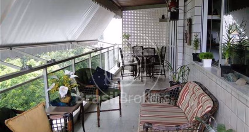 Apartamento à venda com 170,00m² e 4 quartos em Copacabana, Rio de Janeiro - rj
