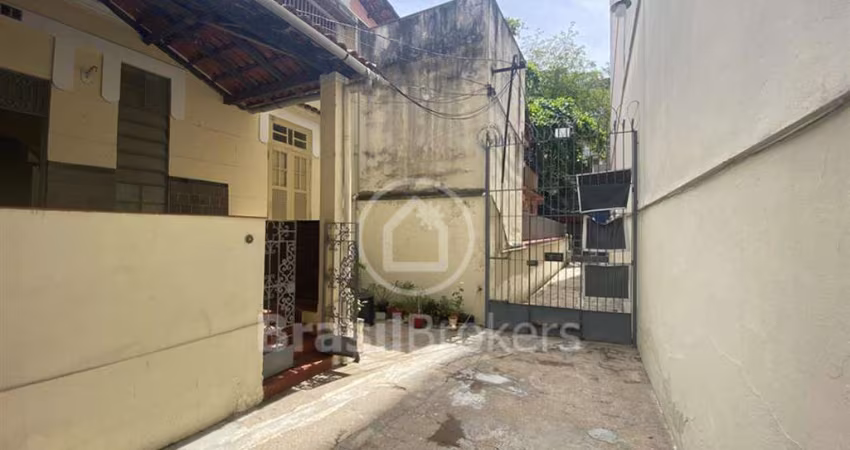 Casa à venda com 108,00m² e 3 quartos em Botafogo, Rio de Janeiro - rj