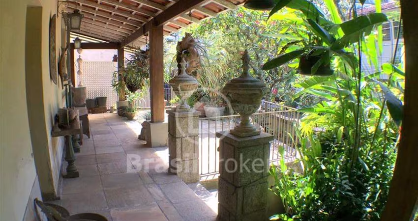 Casa à venda com 414,00m² e 5 quartos em Jardim Botânico, Rio de Janeiro - rj