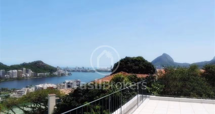 Casa à venda com 0m² e 4 quartos em Jardim Botânico, Rio de Janeiro - rj