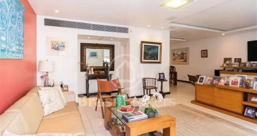 Apartamento 4 quartos, sendo 2 suítes