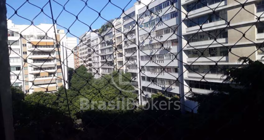 CONDOMINIO DO EDIFICIO ROOSEVELT - Apartamento 3 quartos, sendo 1 suíte