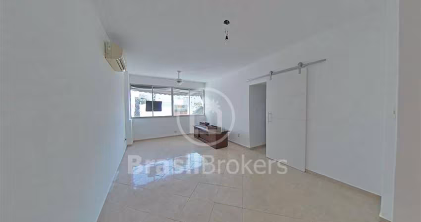 CONDOMINIO DO EDIFICIO SOL - Apartamento 3 quartos, sendo 1 suíte