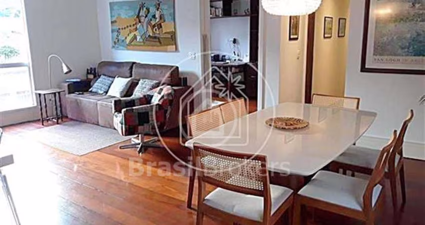 Apartamento 3 quartos, sendo 1 suíte