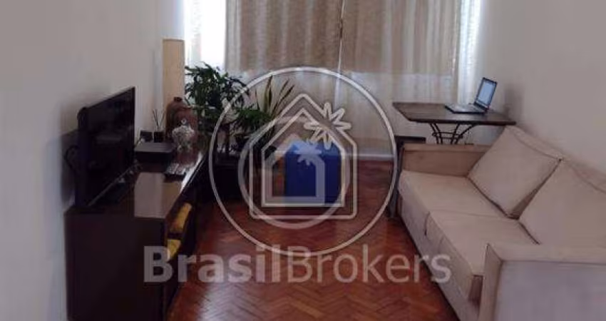 CONDOMINIO DO EDIFICIO SOLAR ANTONIO ARCOVERDE - Apartamento 3 quartos, sendo 1 suíte