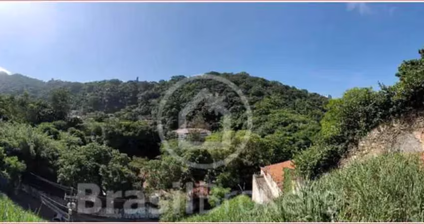 Terreno à venda na Ladeira dos Guararapes, Cosme Velho, Rio de Janeiro