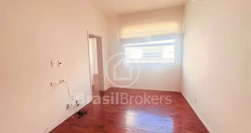 2 quartos e 1 vaga de garagem na escritura! rua décio vilares.