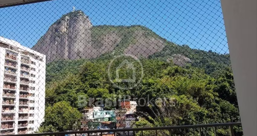 Rua humaitá, apartamento 2 quartos, sendo 1 suíte, 2 vagas de garagem e varandão com vista para o cristo