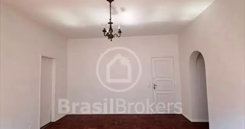 Apartamento 3 quartos com 1 vaga e dependência completa no melhor de botafogo