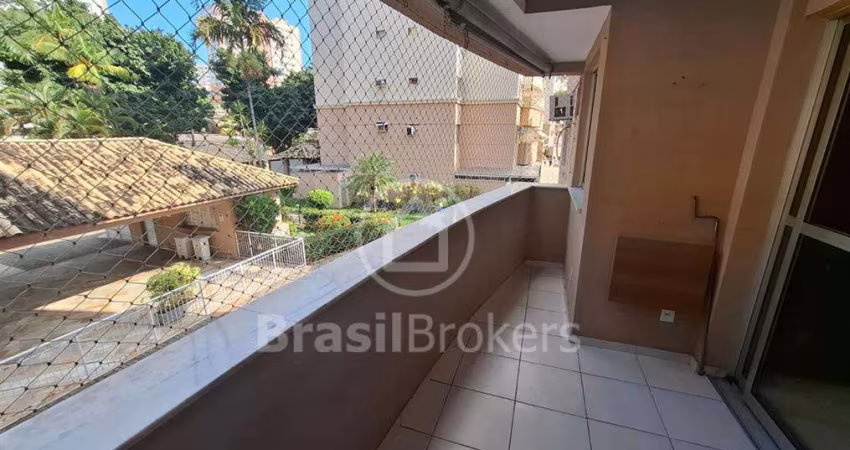 VENDO ÓTIMO APARTAMENTO 3 QUARTOS COM SUÍTE EM CONDOMÍNIO CLUBE COMPLETO!