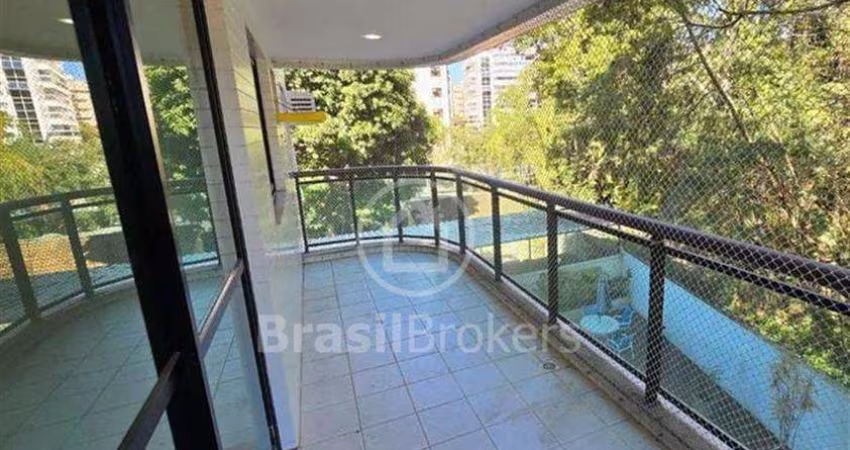 Apartamento 3 quartos Freguesia -  próximo rotatória Geminiano/Araguaia