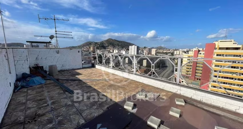 Viva o Melhor de Madureira com Estilo e Conforto! Cobertura duplex com 132m2
