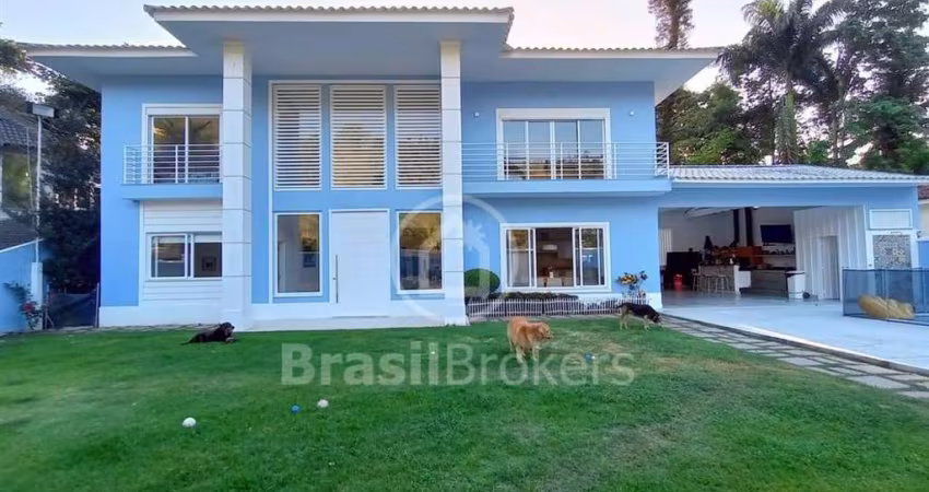Casa Cond. Fechado  à venda com 600,00m² e 4 quartos em Freguesia (Jacarepaguá), Rio de Janeiro - rj