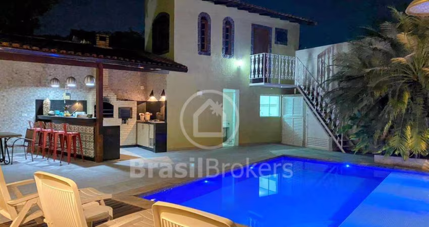 Casa Linear 345m2 Condomínio Paraíso