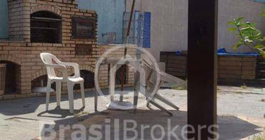 Casa de Vila à venda com 80m² e 3 quartos em Freguesia - Jacarepaguá