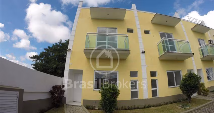 Casa de Condomínio à venda com 181,00m² e 4 quartos em Taquara, Rio de Janeiro - rj