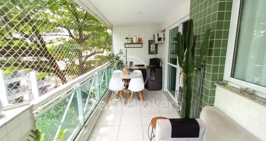 Apartamento frente 3 Dormitórios 1 suite mais Dependência completa