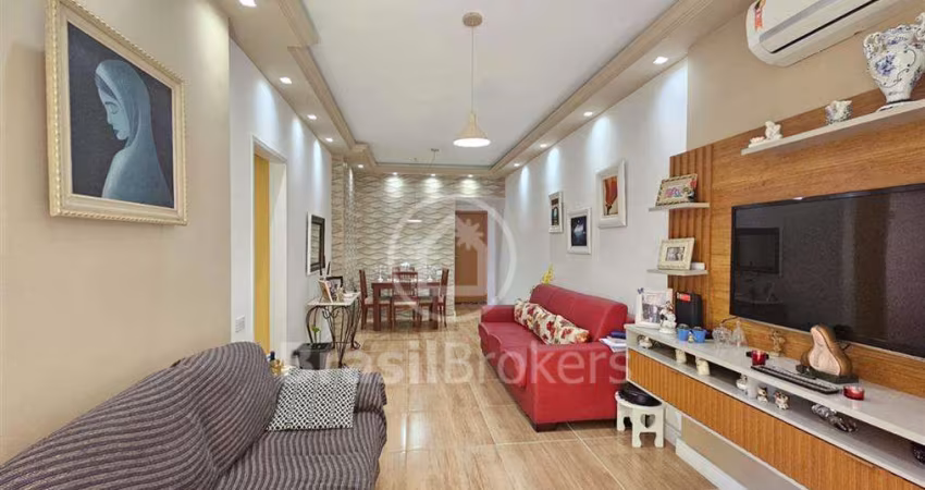 Amplo apartamento todo reformado - no Largo do Pechincha!