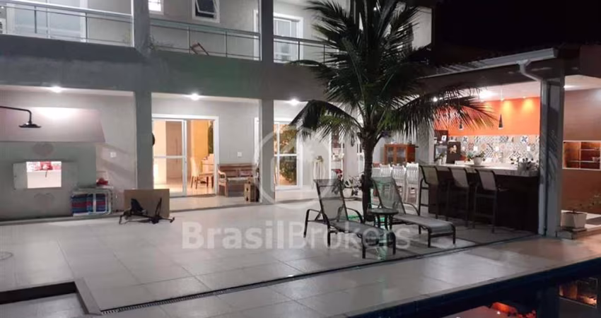 Excelente residência  6 quartos e infra perfeita