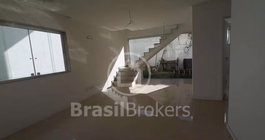 Casa de Condomínio à venda com 124,00m² e 3 quartos em Jacarepaguá, Rio de Janeiro - rj