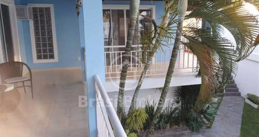 Casa de Condomínio à venda com 603,00m² e 4 quartos em Jacarepaguá, Rio de Janeiro - rj