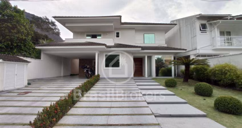 Casa de condomínio à venda com 600,00m² e 5 quartos em Jacarepaguá, Rio de Janeiro - rj